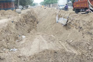 bad condition of jind rohtak bypass road