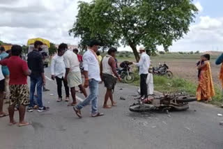 వివాహానికి హాజరై వస్తుండగా ప్రమాదం.. తల్లీ కొడుకు మృతివివాహానికి హాజరై వస్తుండగా ప్రమాదం.. తల్లీ కొడుకు మృతి