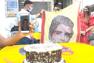 Actor Sonu Sood's fans at Surat celebrate his birthday with pomp