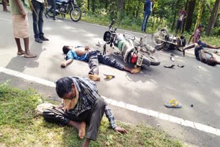 three-bike-riders-died-in-road-accident-in-dhamtari