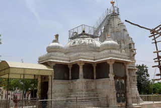 rajasthan news,  etvbharat news,  jalore news,  raniwara news,  कोरोना का असर,  Shiva temples in jalore,  पातालेश्वर महादेव मंदिर,  रानीवाड़ा में महादेव मंदिर,  शिव भक्तों की भीड़