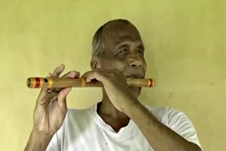 a flute player facing problem in livelihood
