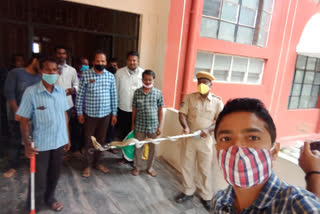 Gadag: cobra found in Naragunda court