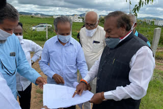 Minister Eshwarappa visited the ragi hill ರಾಗಿ ಗುಡ್ಡಕ್ಕೆ ಭೇಟಿ ನೀಡಿದ ಸಚಿವ ಈಶ್ವರಪ್ಪ