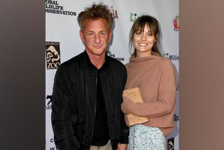 Sean Penn marries girlfriend Leila George