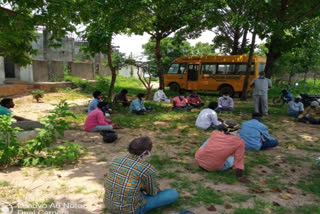 చేప పిల్లలు వదిలేటప్పుడు చెరువుల వద్దే ఉండాలి : చైతన్య సమితి