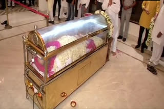 Mortal remains of Amar Singh brought to his residence in Delhi