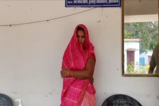 गाजीपुर में फर्जी शिक्षिका गिरफ्तार.