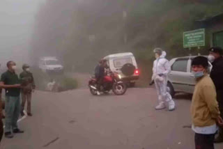 COVID infected man escapes from ambulance in Darjeeling