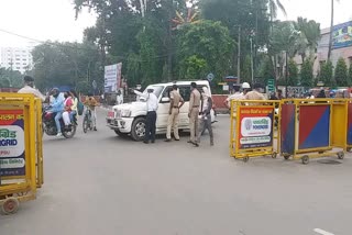 Barricading in many place for the monsoon session of the assembly In patna