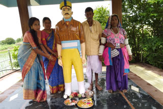sisters rakhi festival celebrated with brother statue at rajatanda siddipet district
