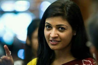 Alka Lamba targets AAP with grief over deaths due to poisonous liquor in Punjab