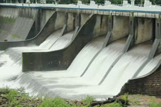 peringalkuth dam open  പെരിങ്ങൽക്കുത്ത് ഡാം  ജാഗ്രതാ നിര്‍ദേശം  തൃശൂര്‍ വാര്‍ത്തകള്‍  ചാലക്കുടി പുഴ