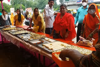 Sweet sellers are disappointed on raksha bandhan