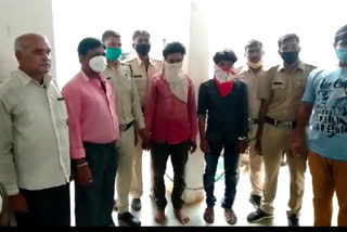Two accused arrested with desi katta