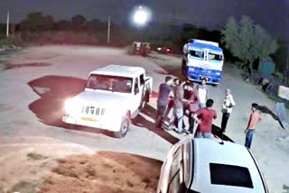 शराब में नशे में धुत युवक  होटल में मारपीट  होटल संचालक से मारपीट  आसलपुर मोड़  jaipur news  jobner news  jobner thana area  drunken youth  hotel operator beaten up