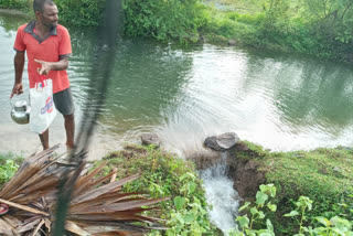 కాలువకు గండి.. సాగునీరు వృథా