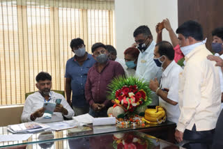 KPCC President DK Shivakumar  district tours