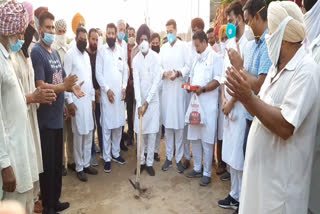 Dr. Amar Singh initiates development works in Mohalla Gurusar of Raikot