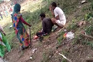 मनरेगा श्रमिक महिला से मारपीट, MNREGA Labor woman beaten up