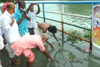 Holly sand water ayodhya temple  கன்னியாகுமரி மாவட்டச் செய்திகள்  தாமிரபரணி  ராமர் கோயில்  அயோத்திக்கு கொண்டு செல்லப்பட்ட புனித நீர்  kumari latest news