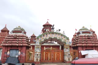 Devotional atmosphere at the Ram Mandir in Bhubaneswar