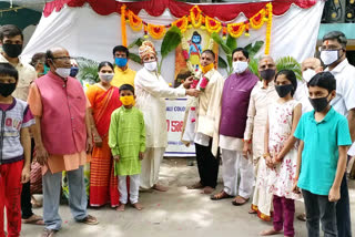 special prays for balaramudu idol in bholakpur padmashali colony