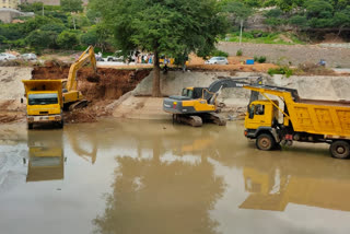 Demolition of boating park at Yadadri begins in yadadri bhuvanagiri district