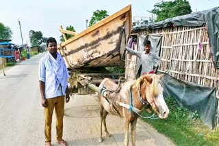 The price of boats is too high due to flood in Katihar