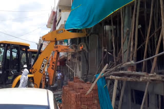 faridabad municipal action, many illegal building seals, many construction collapses