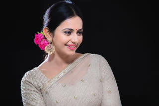 Rakul Preet Singh Ready To Do Karanam Malliswari Biopic!