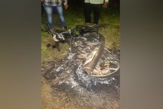 thief set fire to a policeman's bike in Gadag