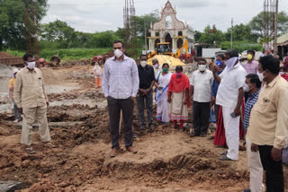 డ్రైడే పనులను తనిఖీ చేసిన పాలనాధికారి ఆర్వీ కర్ణన్