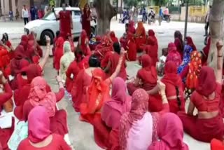 Asha workers protest in Sohna