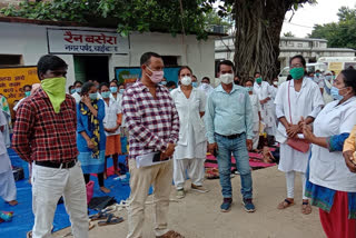 MLA Deepak Biruwa met health workers sitting on strike in chaibasa