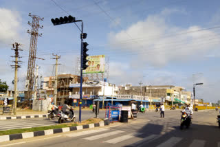 traffict signals not working at narsapur in medak district