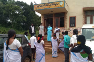 chaviti dibbala asha workers protest at phc centre