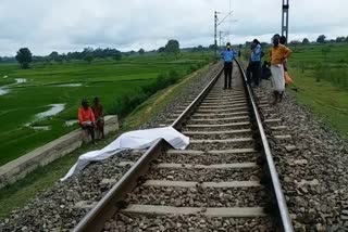 Youth dies on railway track