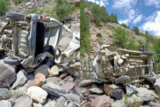 car fell into trench in Lahaul Spiti