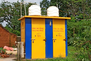 toilet built at a cost of lakhs is not being taken care of in Ramgarh