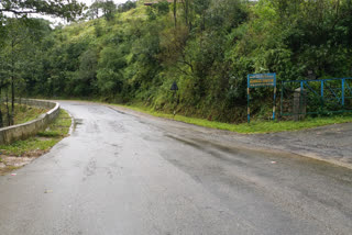 ಚಾರ್ಮಾಡಿ ಘಾಟ್​​ನಲ್ಲಿ ಸಂಚಾರ ಬಂದ್