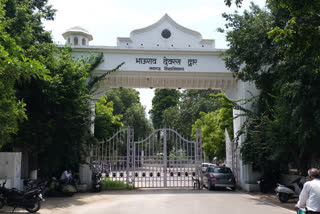 lucknow university