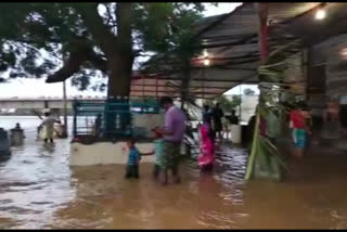 anjaneya-temple-aquatic-due-heavy-rain-fall