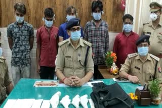 police exposed robbery in amroha