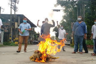 AASU pressmeet and effigy burn at Golagaht