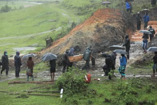 pettimudi  rajamalai landslide updates  total death idukki landslide  49 death  പെട്ടിമുടി വാർത്തകൾ  രാജമല ദുരന്തം  രാജമല പെട്ടിമുടിയിലുണ്ടായ മണ്ണിടിച്ചിൽ  കനത്ത മഴ വാർത്തകൾ