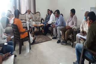 Minister Moolchand Sharma took meeting with  nagar nigam officials in faridabad