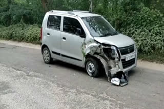 DTC bus collided with car in an attempt to avoid pits of main road of Bhati Mines