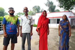 Two parties fight with sticks with land dispute