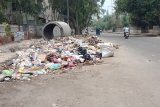 garbage dump in nihal vihar delhi